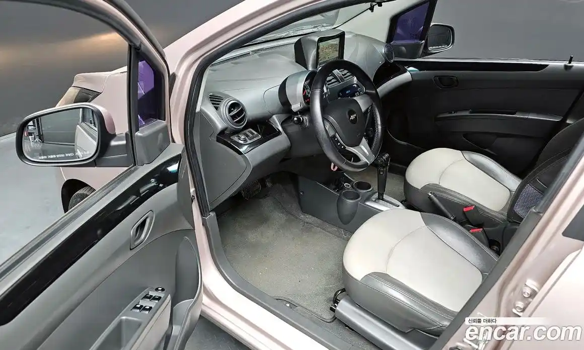 Chevrolet Spark 2012 1.0 Автомат в Москве № 27631, фото 4