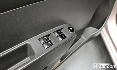 Chevrolet Spark 2012 1.0 Автомат в Москве № 27631, миниатюра 10