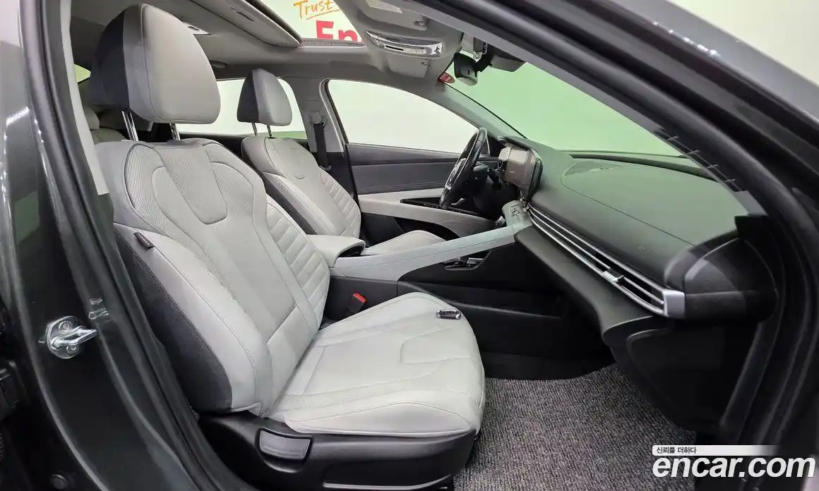 Hyundai Avante 2021 1.6 Автомат в Москве № 282373, фото 17