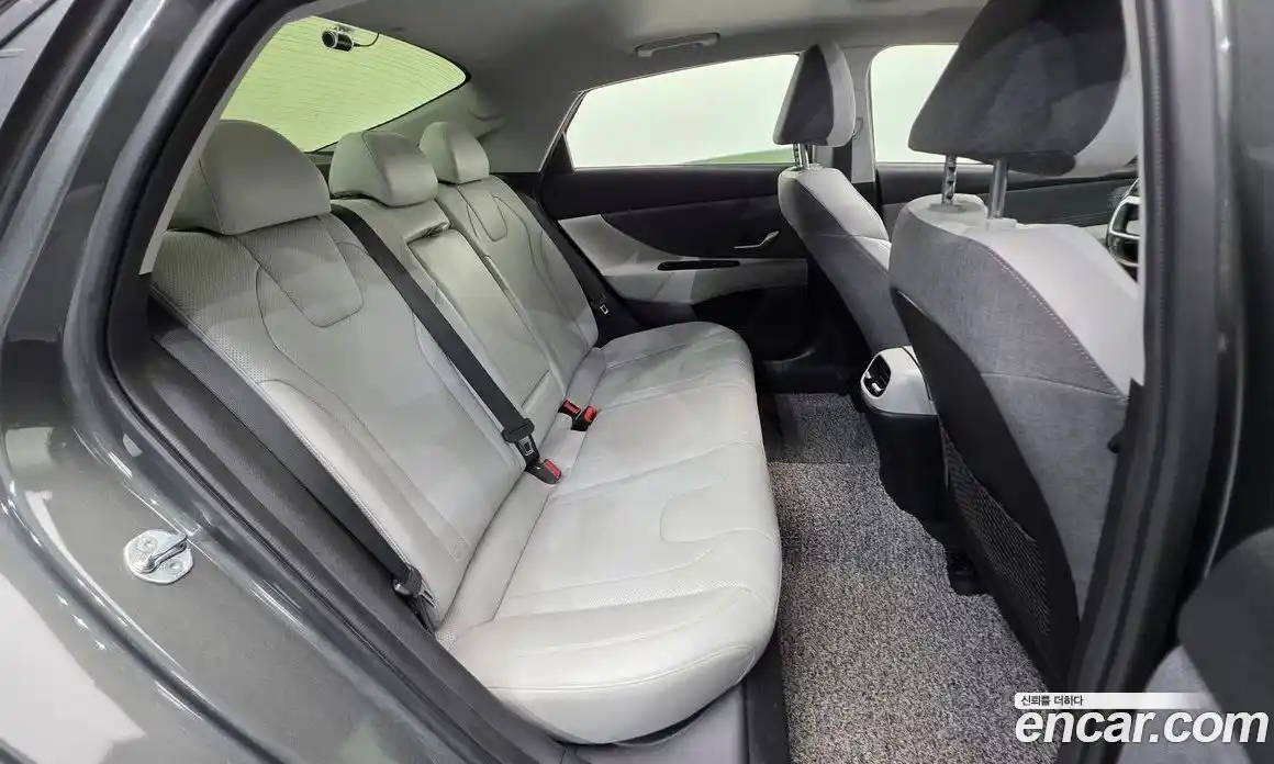 Hyundai Avante 2021 1.6 Автомат в Москве № 282373, фото 7