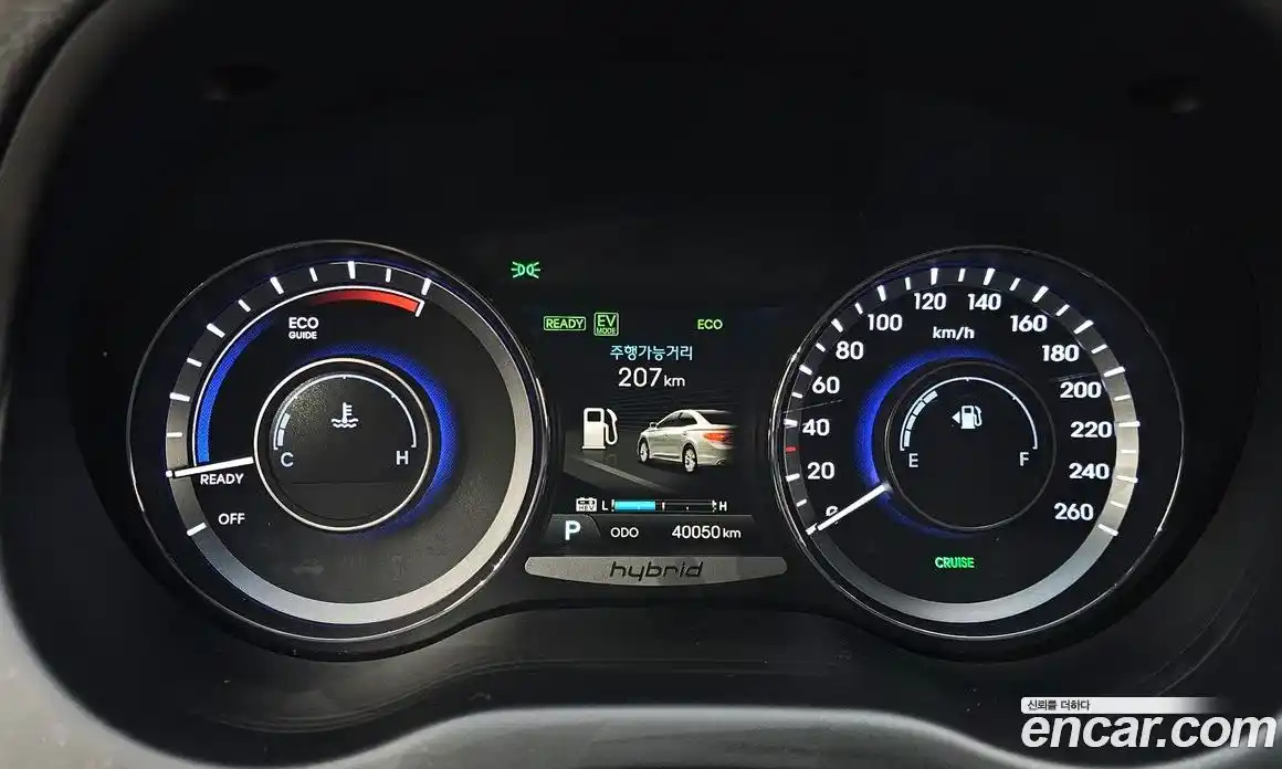 Hyundai Grandeur 2015 2.4 Автомат в Москве № 283539, фото 10