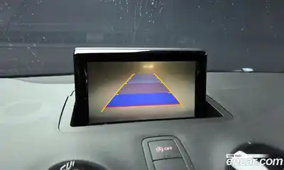 Audi A1 2015 1.6 Автомат в Москве № 293180, миниатюра 12