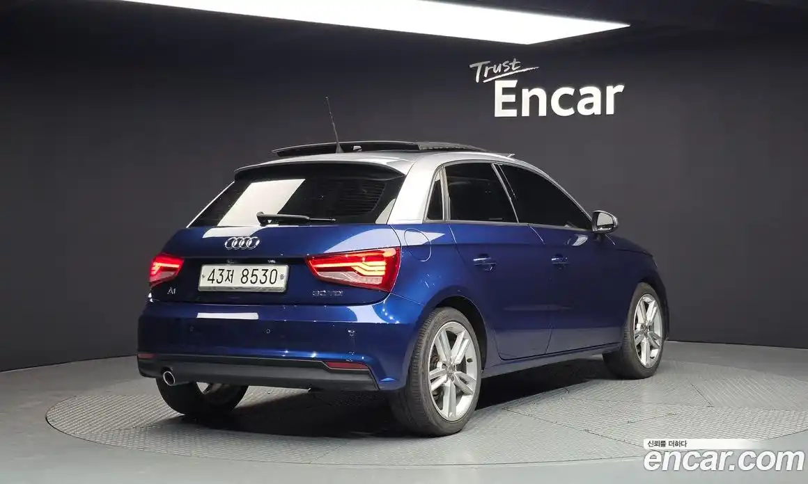 Audi A1 2015 1.6 Автомат в Москве № 293180, фото 19