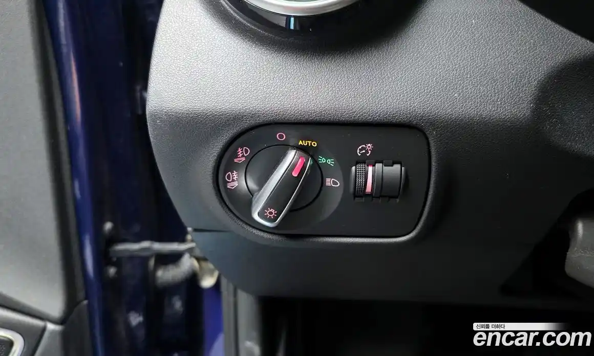 Audi A1 2015 1.6 Автомат в Москве № 293180, фото 7