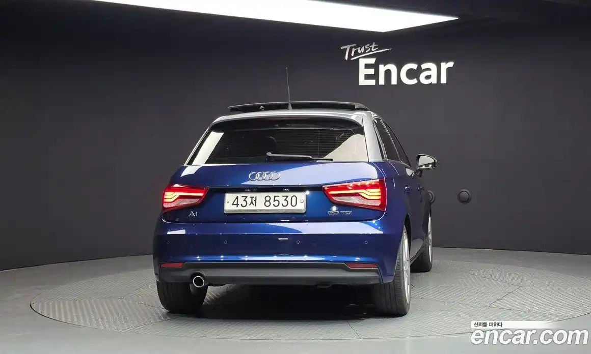 Audi A1 2015 1.6 Автомат в Москве № 293180, фото 8