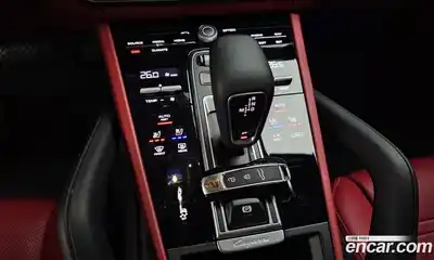 Porsche Cayenne 2020 3.0 Автомат в Москве № 294086, миниатюра 3