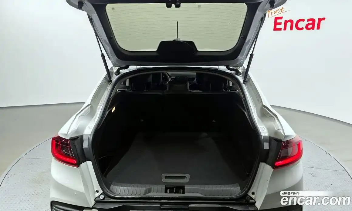 Renault XM3 2023 1.6 Автомат в Москве № 298800, фото 9