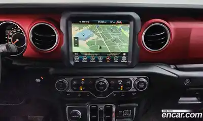 Jeep Wrangler 2023 2.0 Автомат в Москве № 302077, миниатюра 4