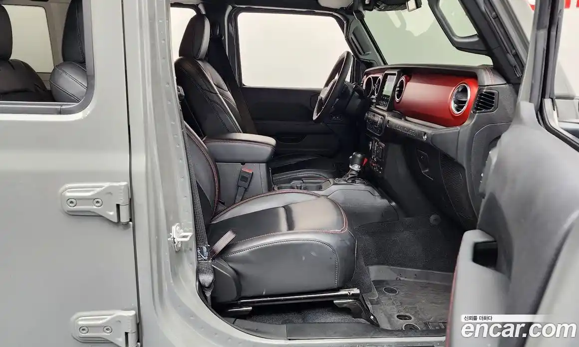 Jeep Wrangler 2023 2.0 Автомат в Москве № 302077, фото 8