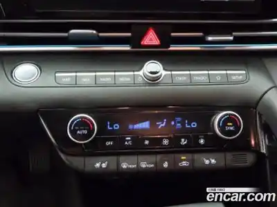 Hyundai Avante 2024 1.6 Автомат в Москве № 305137, миниатюра 10