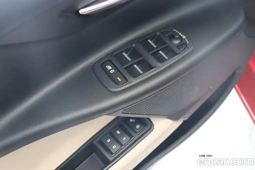 Jaguar XE 2017 2.0 Автомат в Москве № 305200, фото 13