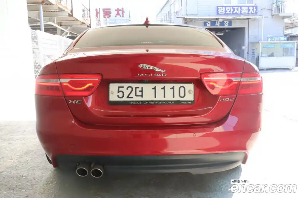 Jaguar XE 2017 2.0 Автомат в Москве № 305200, фото 3