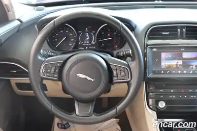 Jaguar XE 2017 2.0 Автомат в Москве № 305200, миниатюра 10