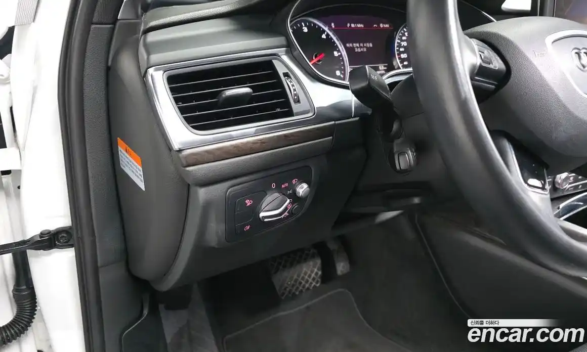 Audi A6 2018 2.0 Автомат в Москве № 311895, фото 12