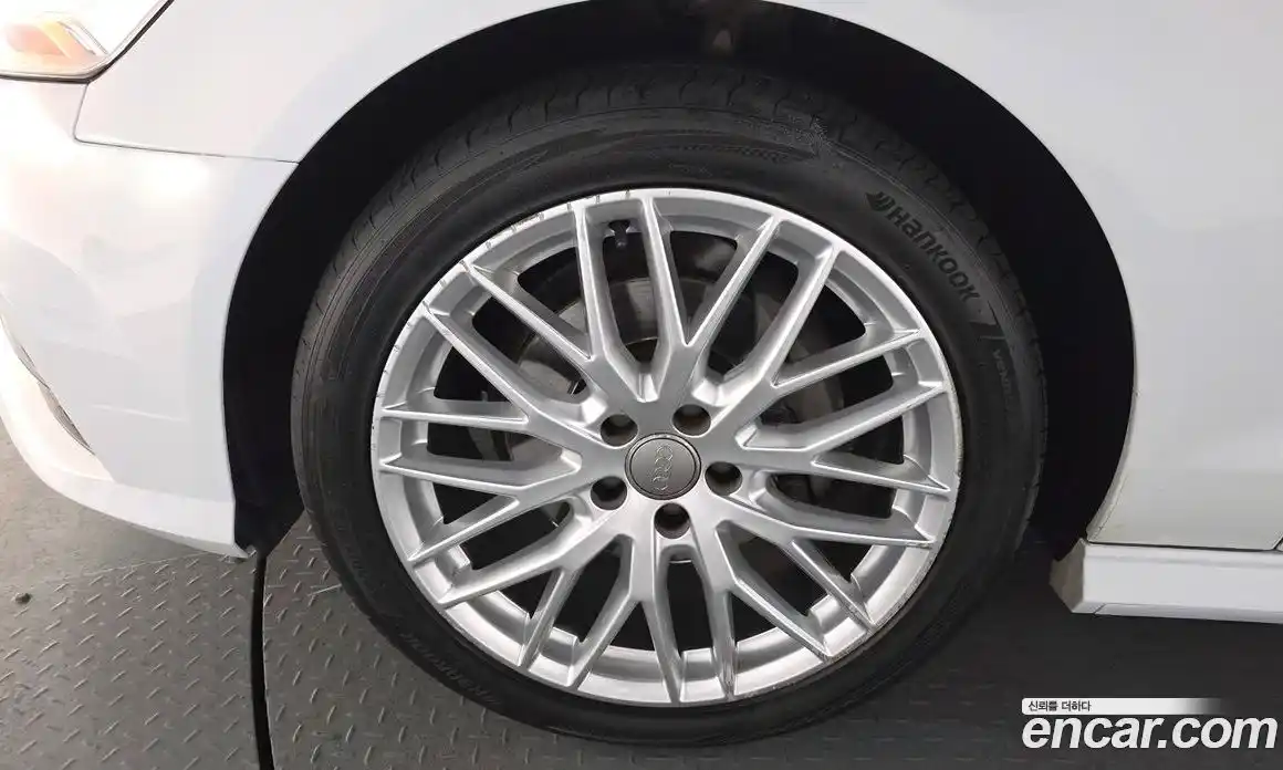 Audi A6 2018 2.0 Автомат в Москве № 311895, фото 4