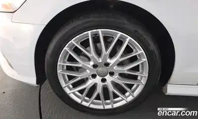 Audi A6 2018 2.0 Автомат в Москве № 311895, миниатюра 4