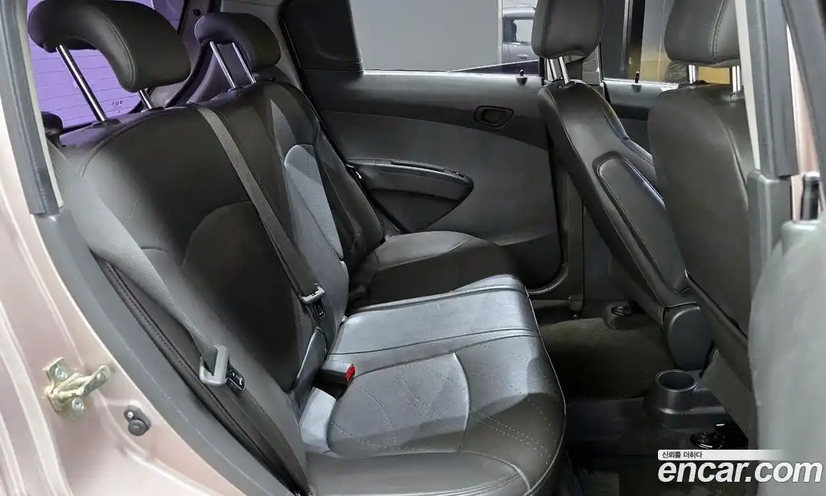 Chevrolet Spark 2013 1.0 Автомат в Москве № 315107, фото 7