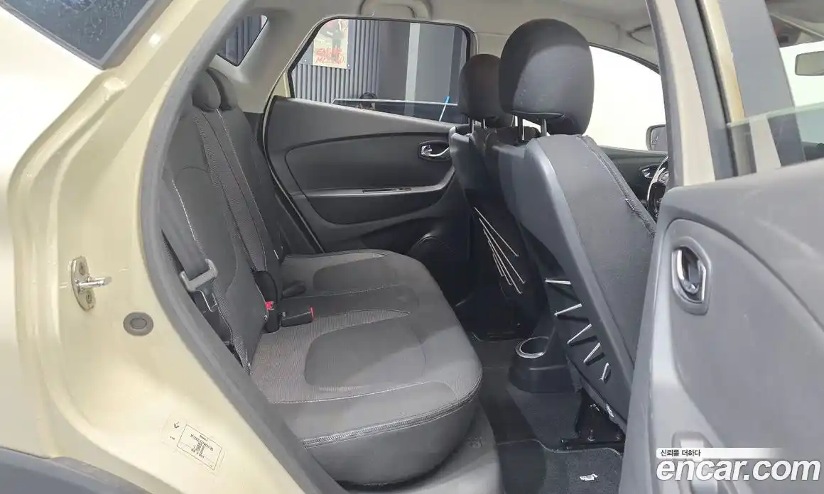 Renault QM3 2015 1.5 Автомат в Москве № 316743, фото 14