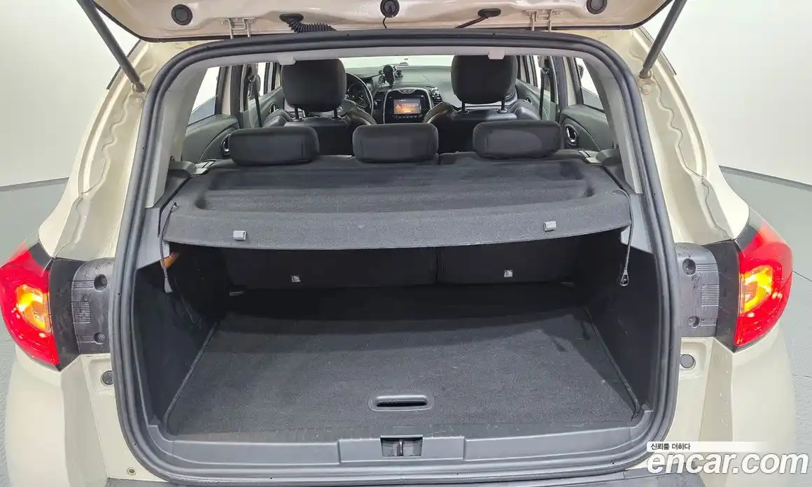 Renault QM3 2015 1.5 Автомат в Москве № 316743, фото 15