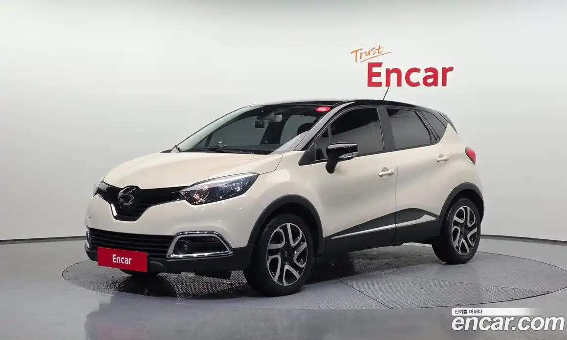 Renault QM3 2015 1.5 Автомат в Москве № 316743, фото 16