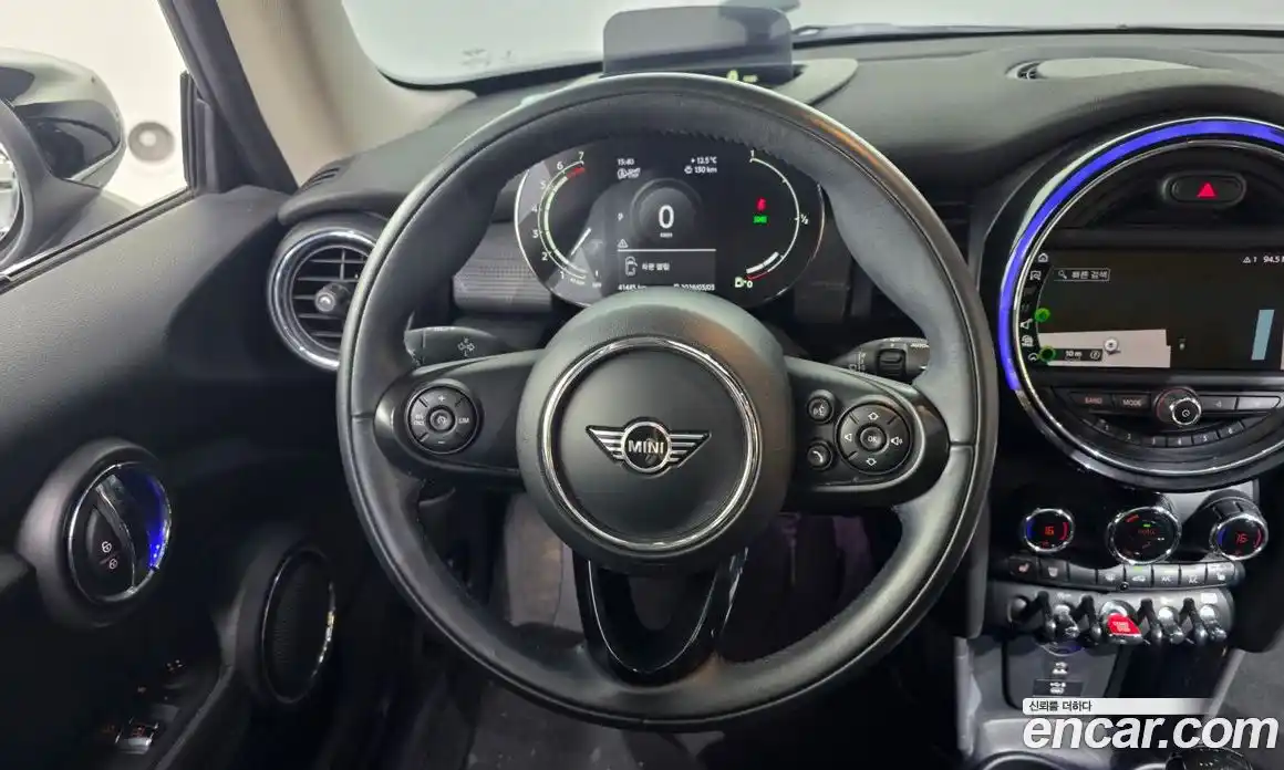 Mini Cooper 2021 1.5 Автомат в Москве № 318841, фото 12