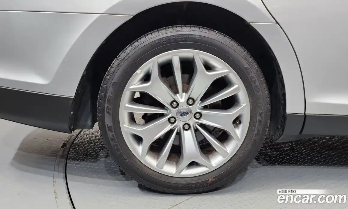 Ford Taurus 2014 2.0 Автомат в Москве № 318945, фото 15