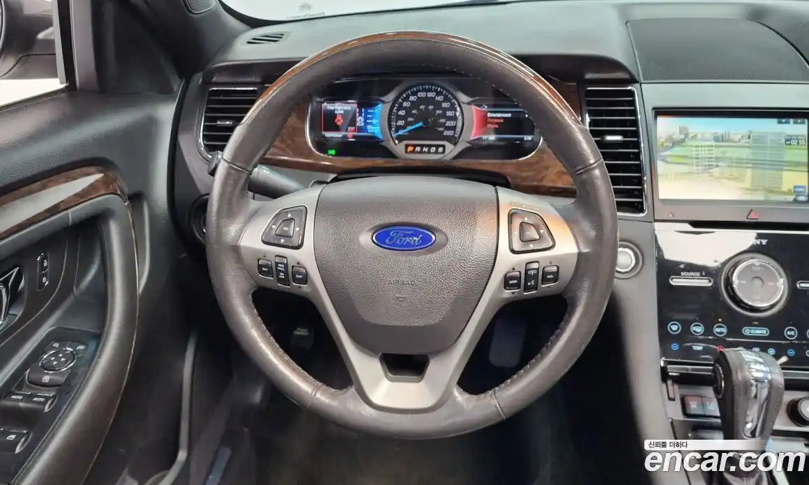 Ford Taurus 2014 2.0 Автомат в Москве № 318945, фото 4