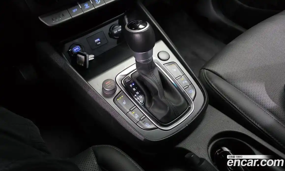 Hyundai Kona 2022 2.0 Автомат в Москве № 320168, фото 15