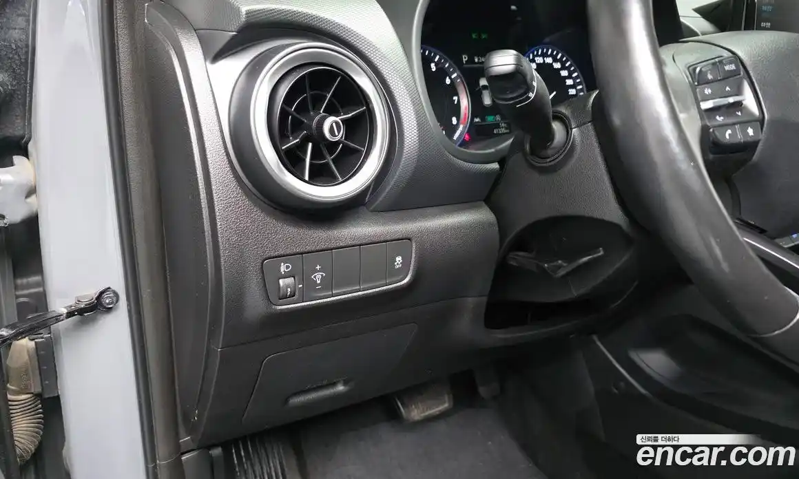 Hyundai Kona 2022 2.0 Автомат в Москве № 320168, фото 18