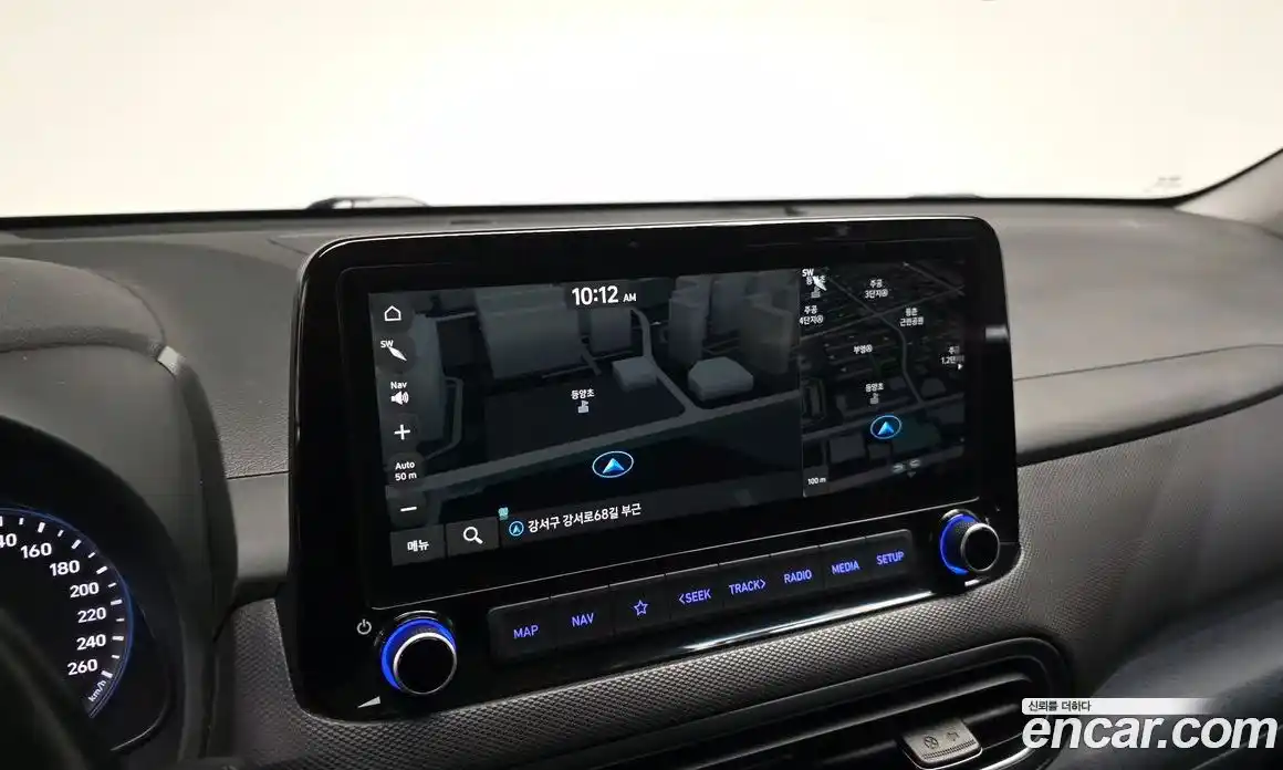 Hyundai Kona 2022 2.0 Автомат в Москве № 320168, фото 19