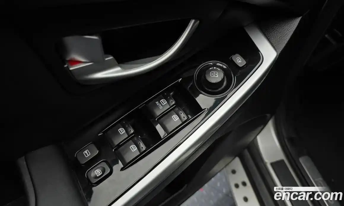 SsangYong Korando 2015 2.0 Автомат в Москве № 32140, фото 15