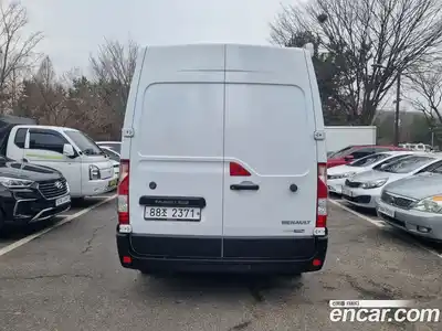 Renault Master 2019 2.3 Механическая в Москве № 328713, миниатюра 10