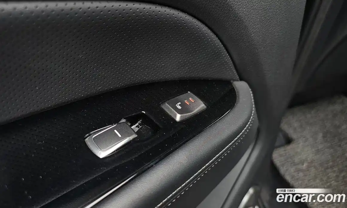 SsangYong Rexton 2018 2.2 Автомат в Москве № 32950, фото 15