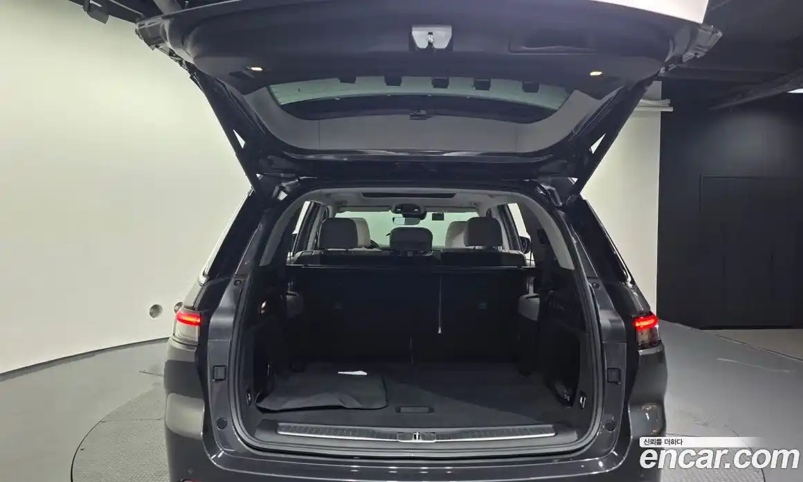 Jeep Cherokee 2022 3.6 Автомат в Москве № 330101, фото 20