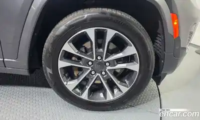 Jeep Cherokee 2022 3.6 Автомат в Москве № 330101, миниатюра 5