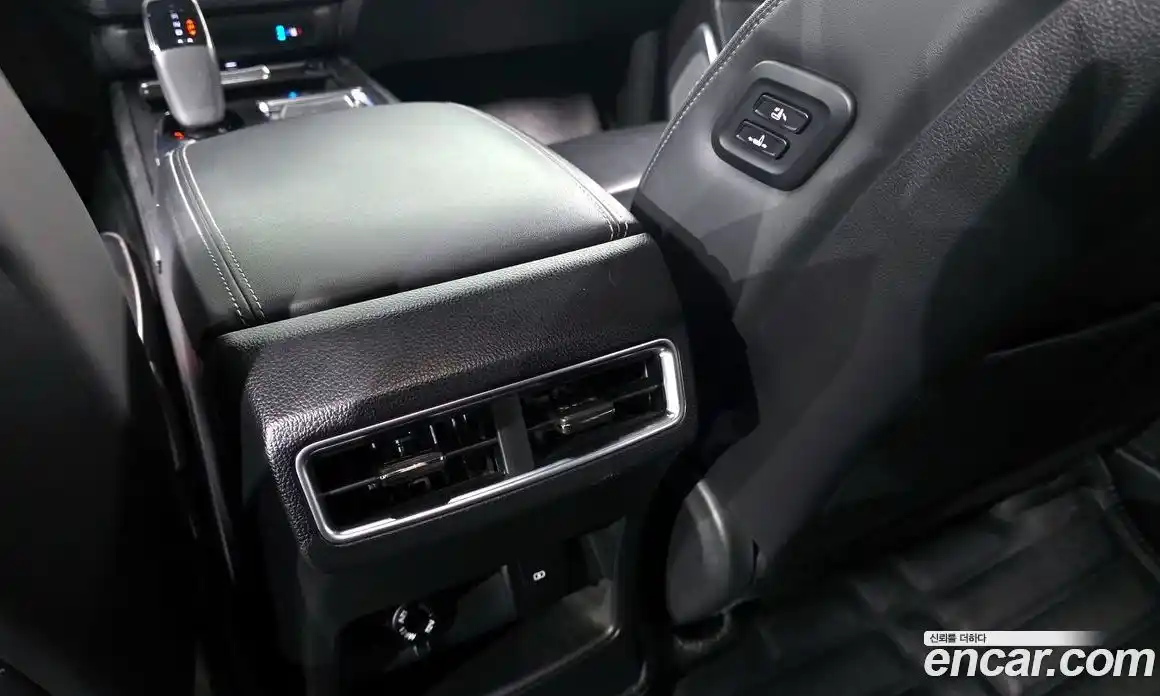 SsangYong Rexton 2021 2.2 Автомат в Москве № 33207, фото 4