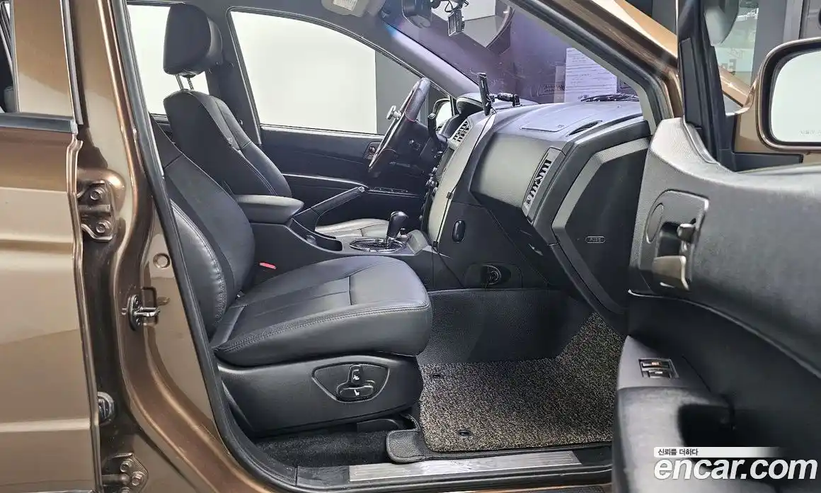 SsangYong Korando 2014 2.0 Автомат в Москве № 34590, фото 9