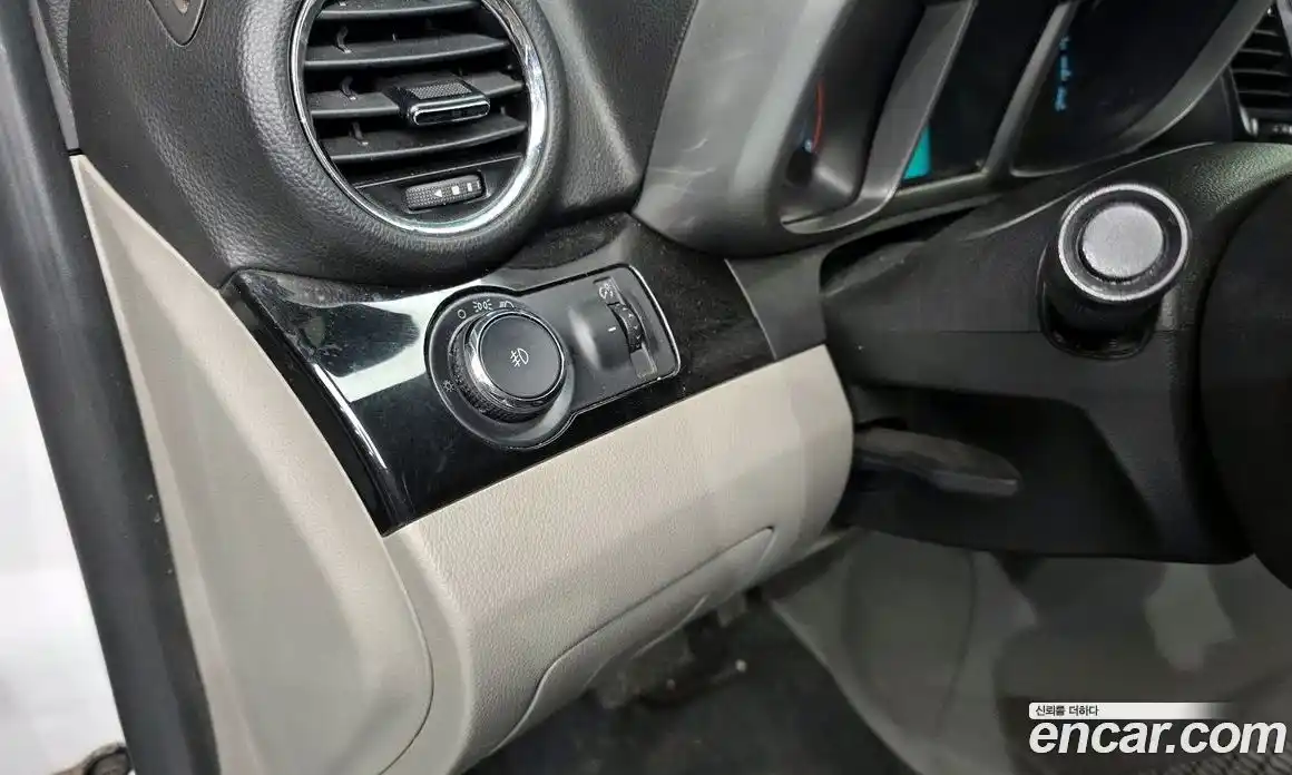 Chevrolet Orlando 2015 2.0 Автомат в Москве № 354602, фото 16