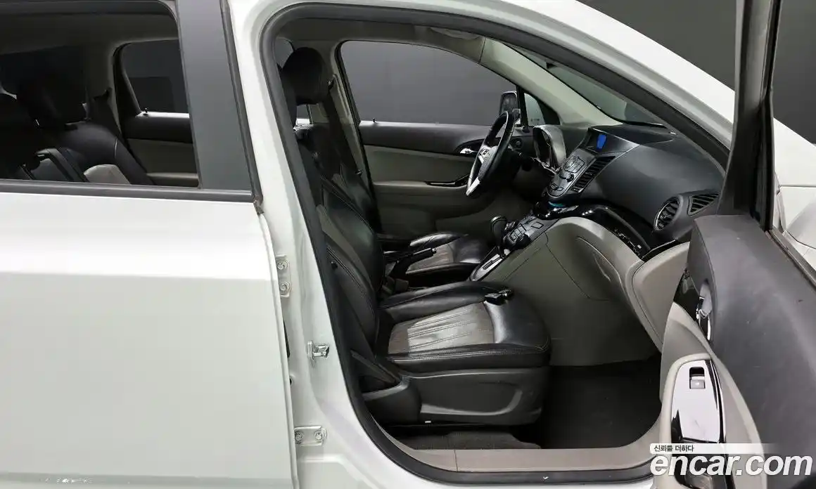 Chevrolet Orlando 2015 2.0 Автомат в Москве № 354602, фото 10