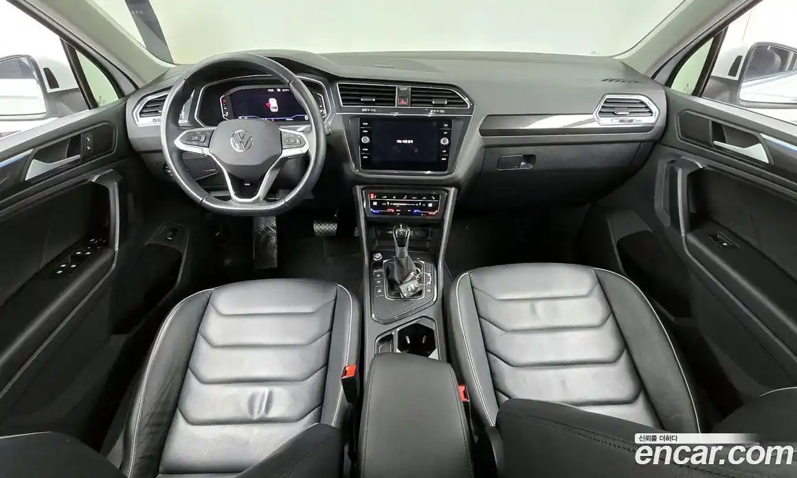 Volkswagen Tiguan 2023 2.0 Автомат в Москве № 357504, фото 7