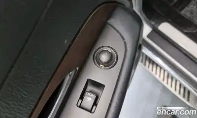 SsangYong Rexton 2013 2.0 Автомат в Москве № 36208, миниатюра 11