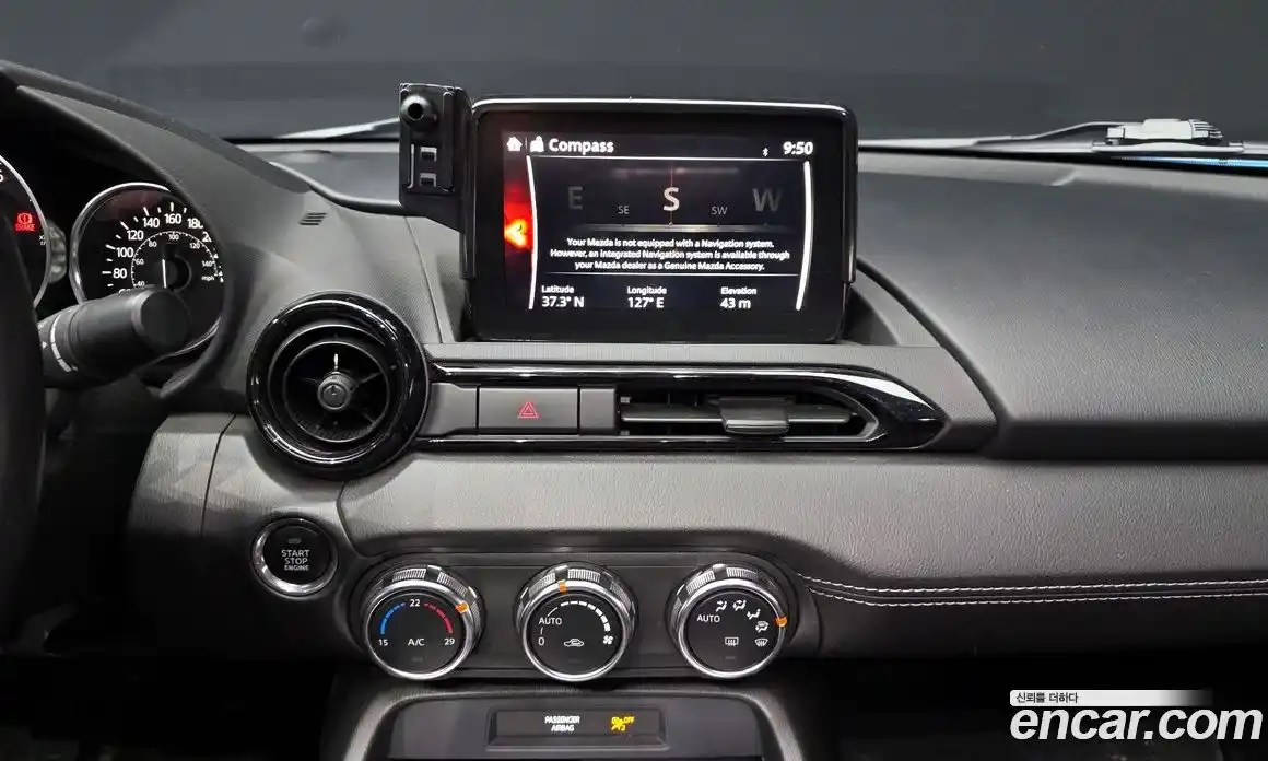 Mazda MX-5 Miata 2021 2.0 Механическая в Москве № 362429, фото 14