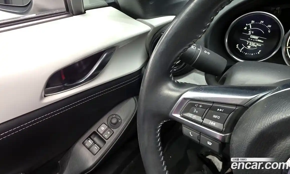 Mazda MX-5 Miata 2021 2.0 Механическая в Москве № 362429, фото 18