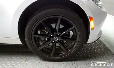 Mazda MX-5 Miata 2021 2.0 Механическая в Москве № 362429, миниатюра 5