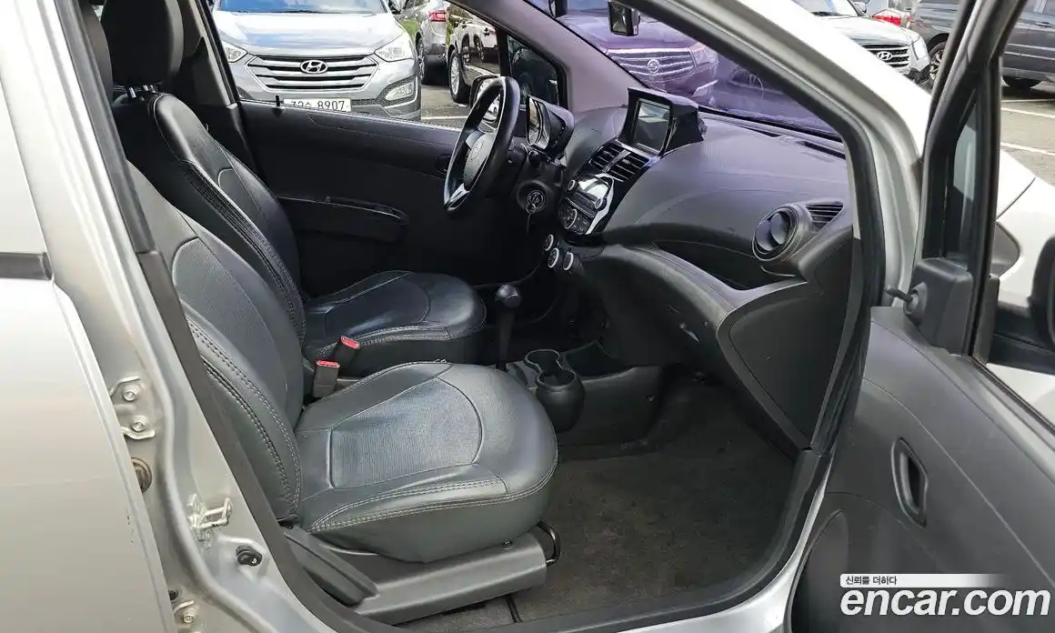 Chevrolet Spark 2014 1.0 Автомат в Москве № 36947, фото 9