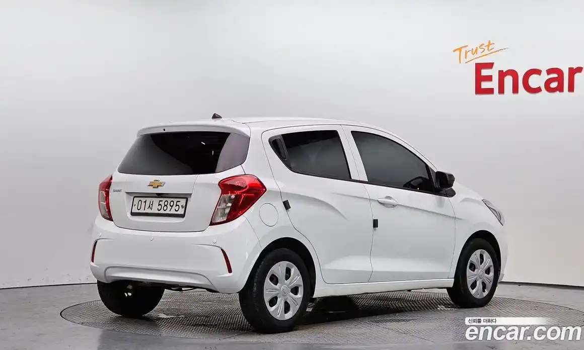 Chevrolet Spark 2019 1.0 Автомат в Москве № 37335, фото 11