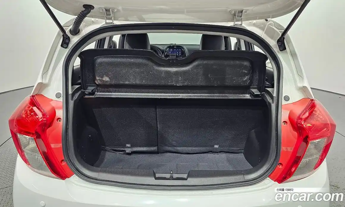 Chevrolet Spark 2019 1.0 Автомат в Москве № 37335, фото 9