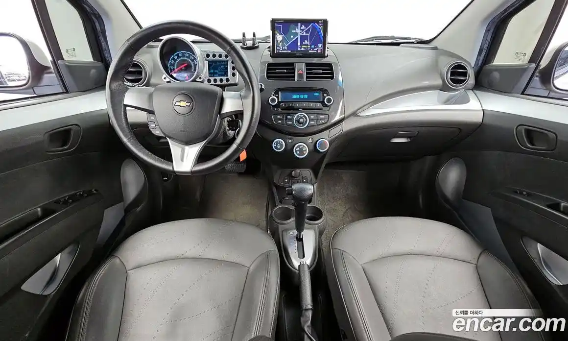 Chevrolet Spark 2013 1.0 Автомат в Москве № 37520, фото 18