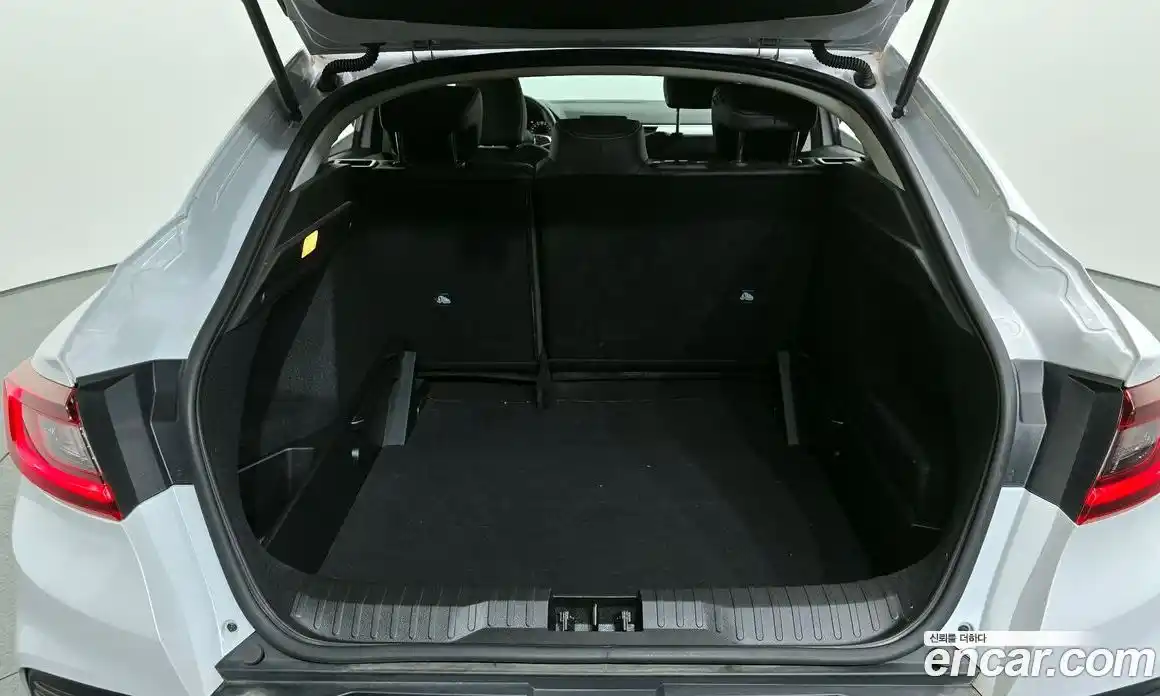 Renault XM3 2023 1.6 Автомат в Москве № 395554, фото 20