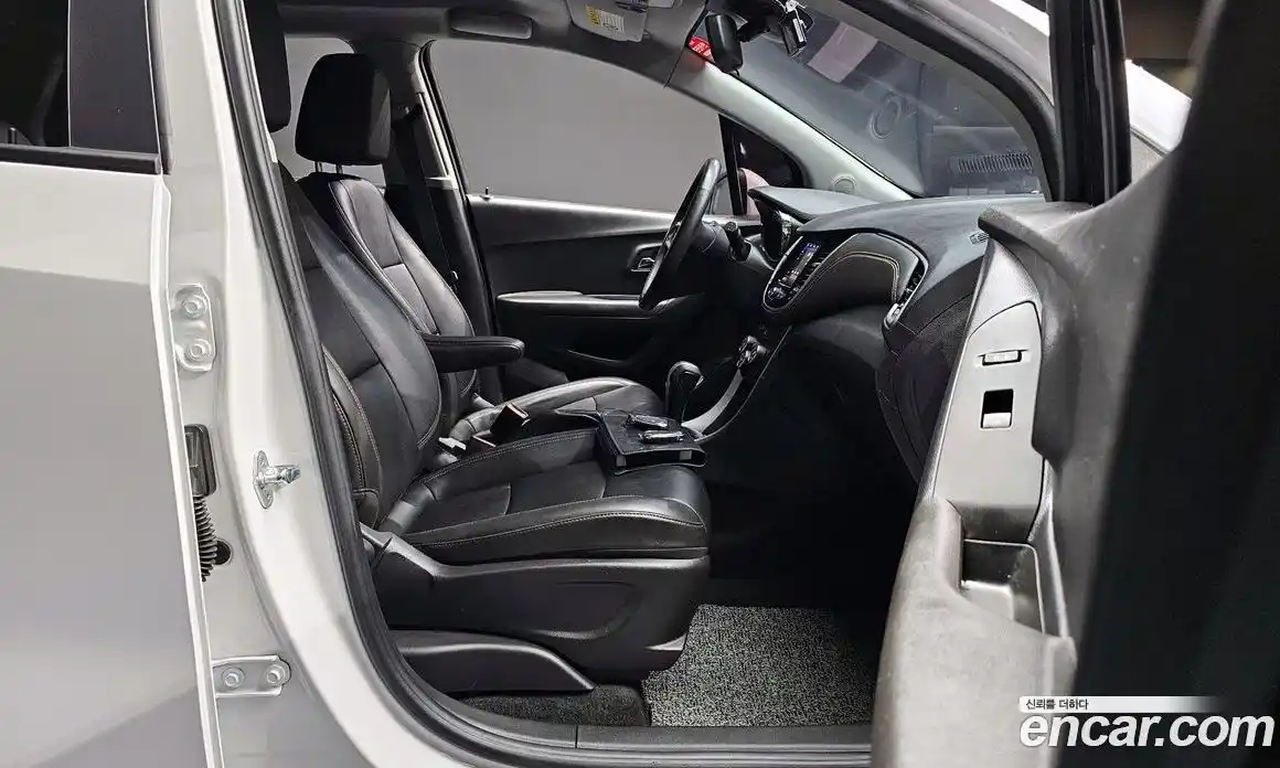 Chevrolet Trax 2020 1.4 Автомат в Москве № 39730, фото 12